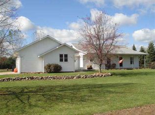 154 Golden Rod Dr, Stevens Point, WI 54482