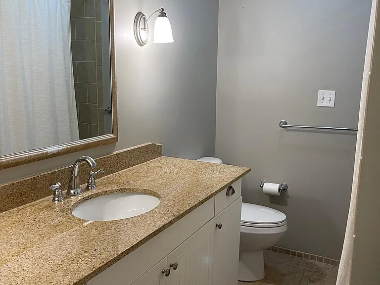 7482 S Germantown Sq — Photo 8