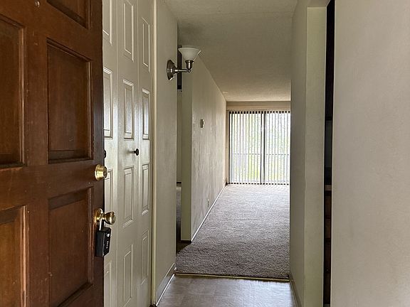 3rd image of 2673 Woodstone Pl