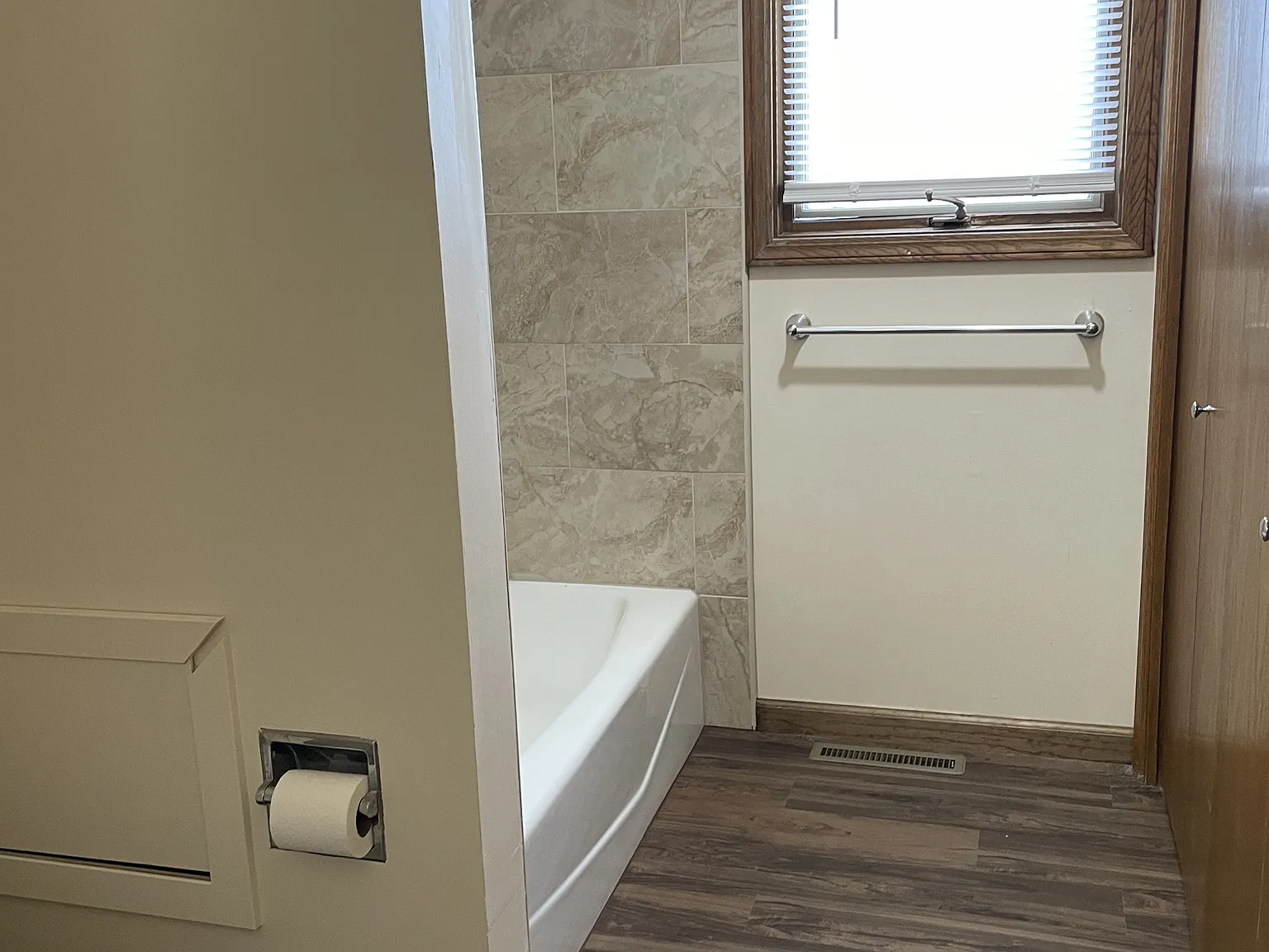 1703 Heritage Lane - 1 — Photo 3