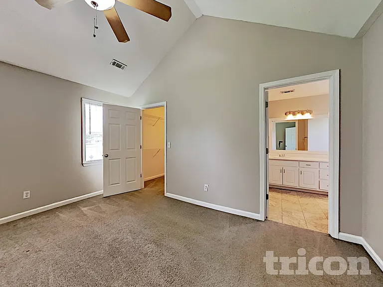 195 Falcon Ridge Dr — Photo 6