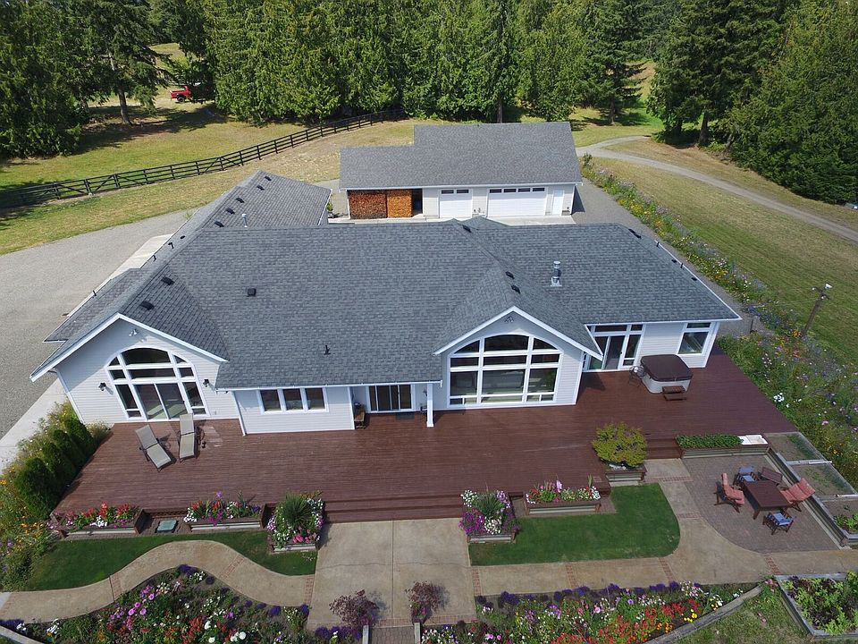 1st image of 12916 Pioneer Way E