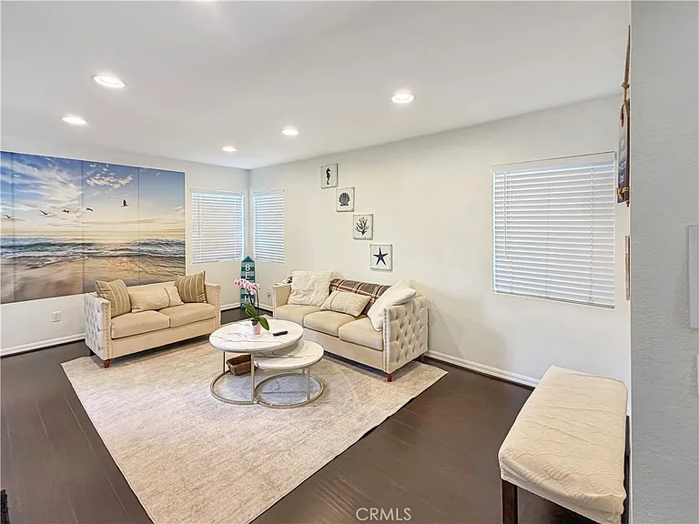 16 Corniche Dr #A — Photo 2