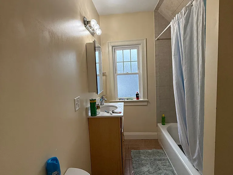 74 Brooks St #2L — Photo 13