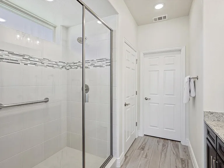 9629 Windwood Ln — Photo 16