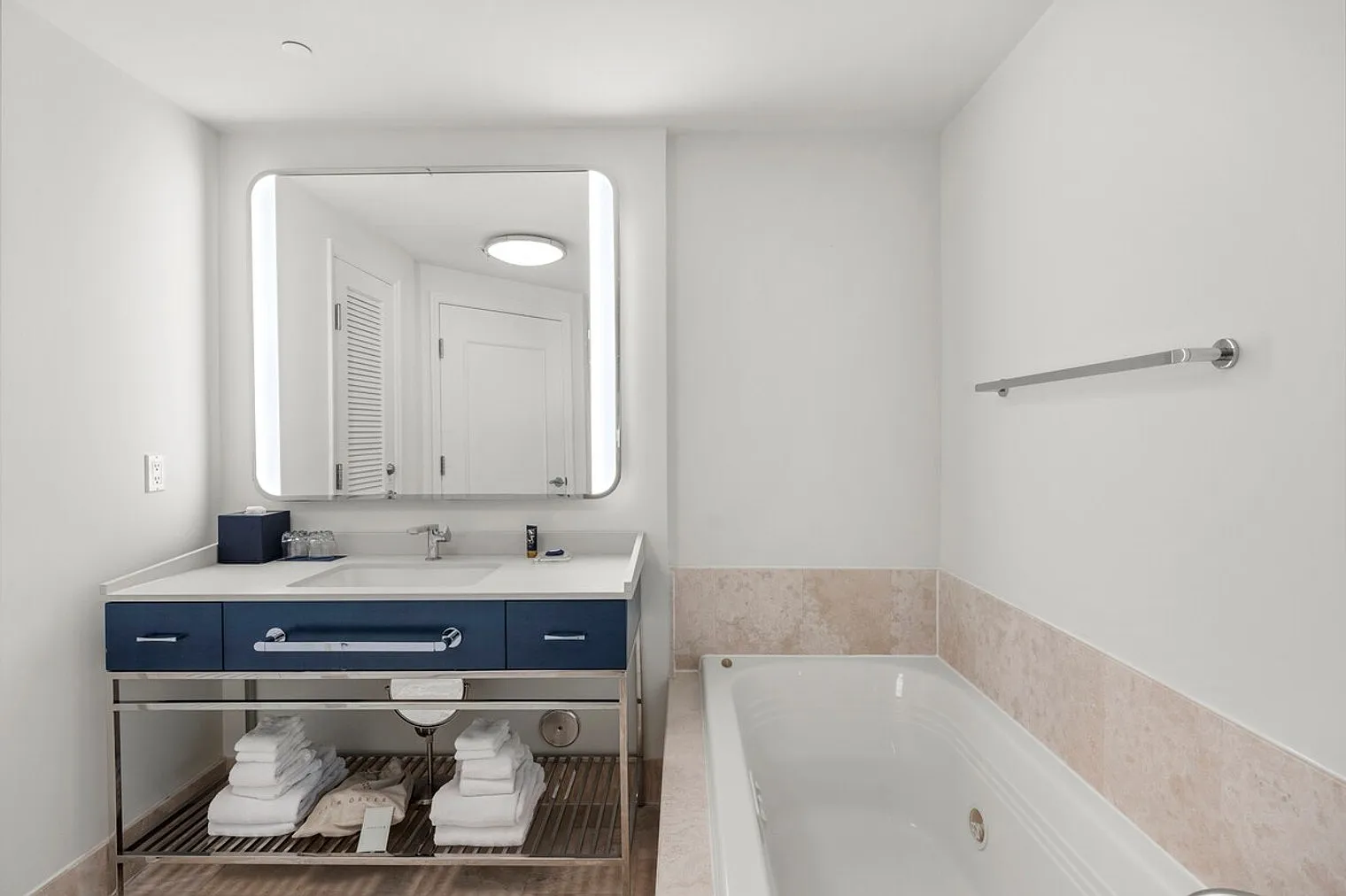 Studio, 1.0 bath, 538 sqft, $6,429 — Photo 4