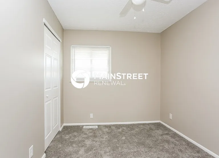 5046 Lindel Dr — Photo 12