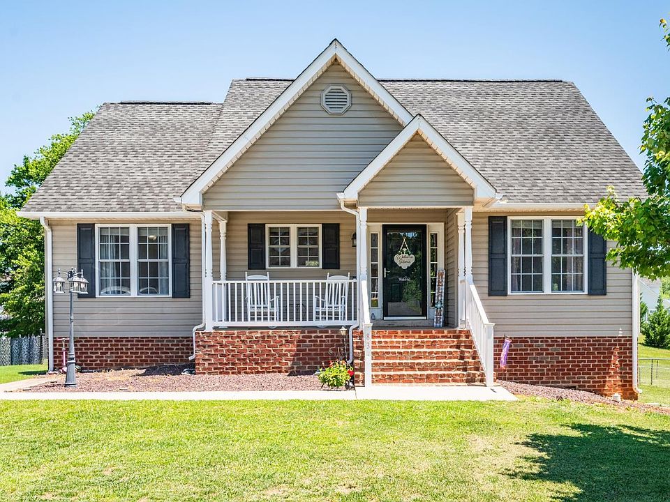 1st image of 83 Russell Springs Dr