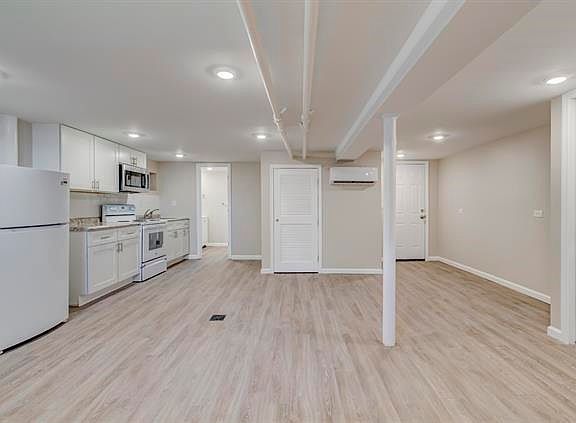 2nd image of 85 Woodland Ave Unit 1