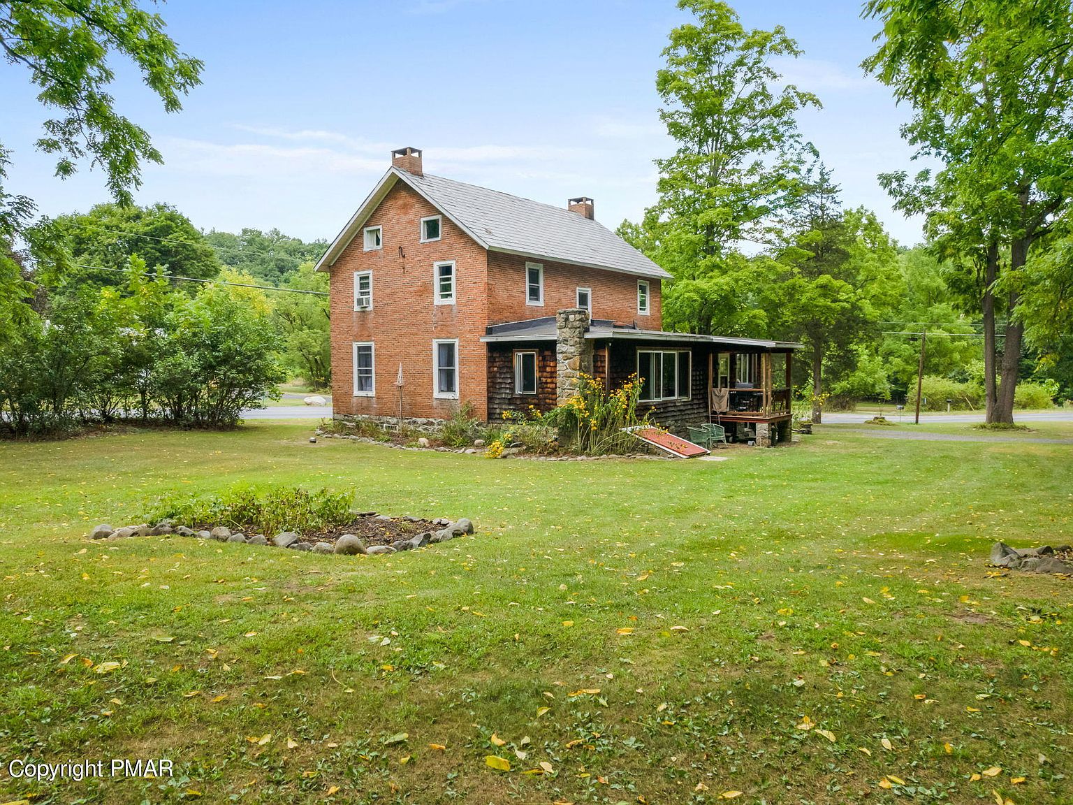 4009 Manor Dr, Stroudsburg, PA 18360 Zillow