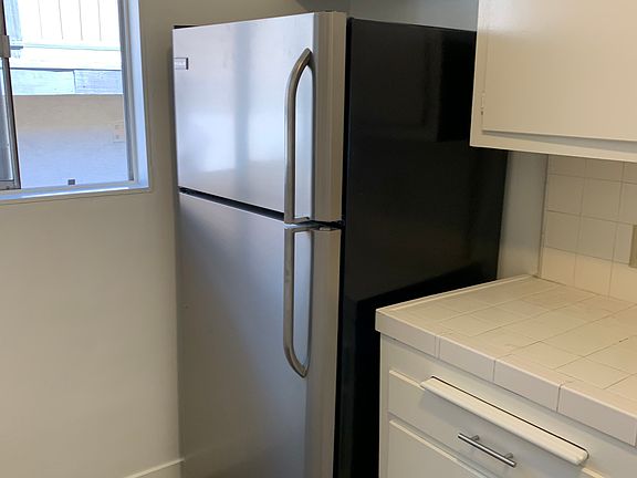 4th image of 10350 Almayo Ave APT 7