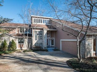 638 Woodchuck Ln, Lake Saint Louis, MO 63367