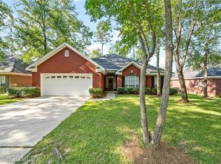 6335 Johnston Ln, Mobile, AL 36609