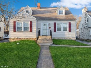 1822 Pine Rd, Homewood, IL 60430