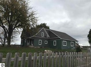 9337 S Nottawa Rd, Shepherd, MI 48883