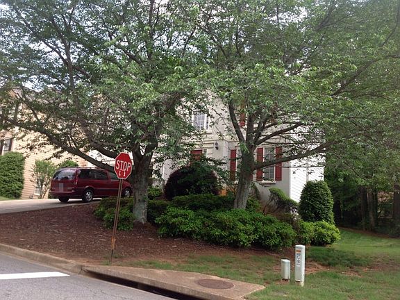 4th image of 3955 Bridlewood Dr