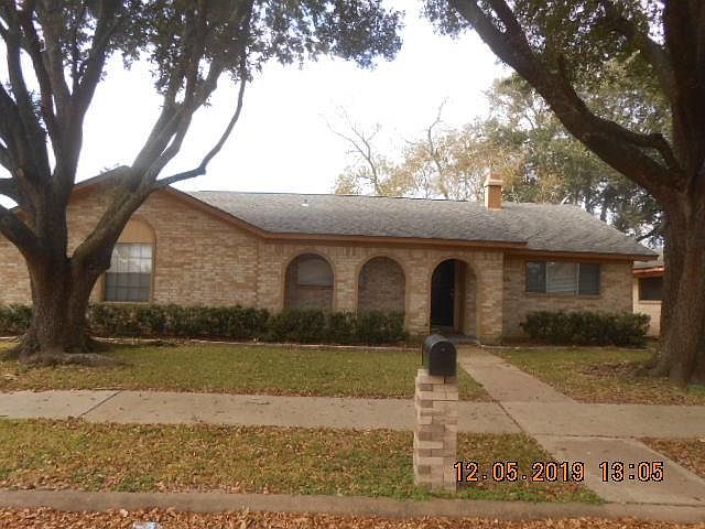 1st image of 2418 Anthony Ln