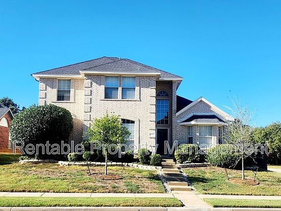 2nd image of 1185 Len Mar Dr