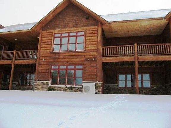 2nd image of 2729 Lake Shore Dr E Ste 3)