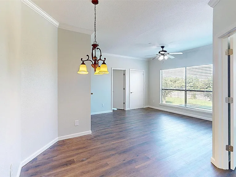 793 Davis Rd #111 — Photo 8