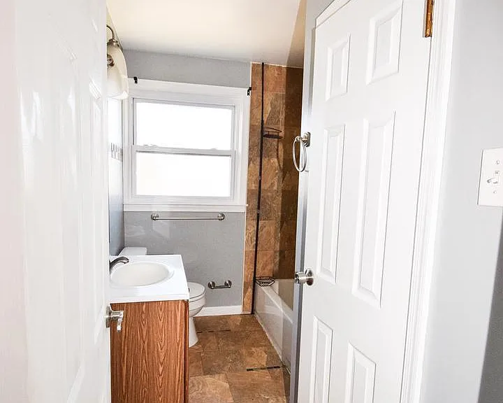 1127 Deanwood Rd — Photo 10