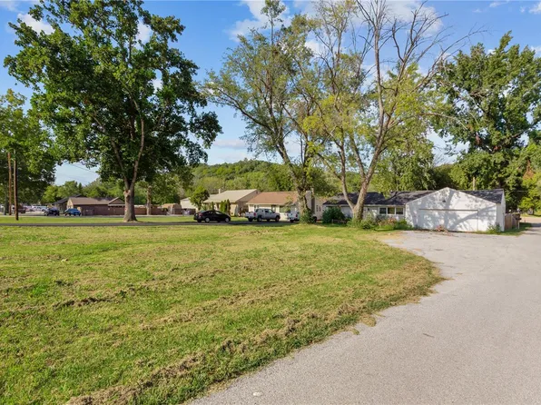 1782 Old Highway 141, Fenton, MO 63026