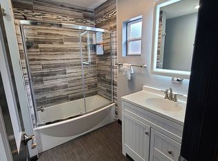 1614 Beechvue St, Buena Vista, PA 15018