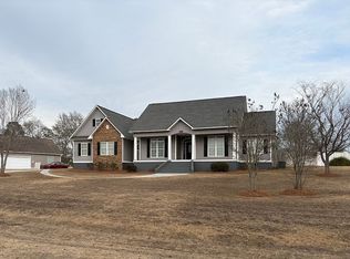 33 Surrey Cir, Tifton, GA 31793