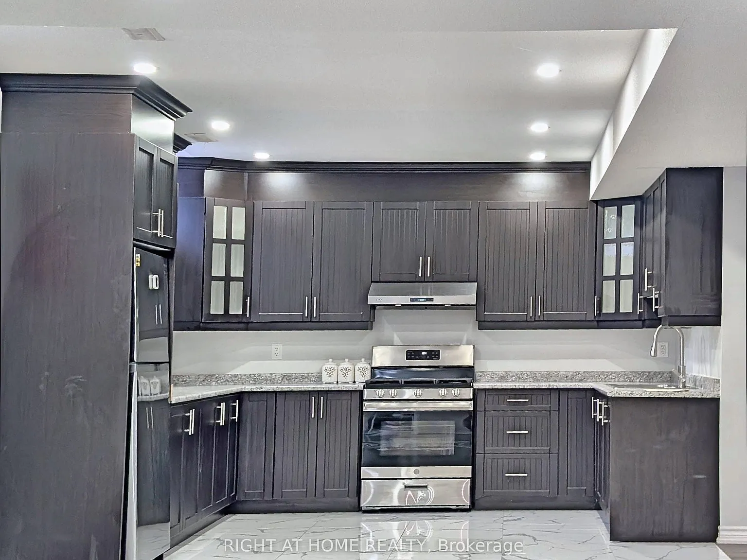 2 bed, $2,150 — Photo 3