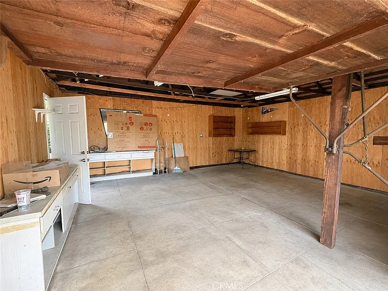 103 S Ardmore Ave — Photo 24