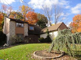 885 Spring View Dr, Southampton, PA 18966