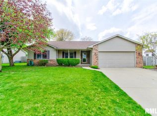 225 N Pittsburg Lndg, Springfield, IL 62711