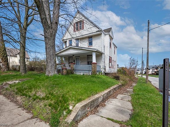 2nd image of 14819 Westropp Ave