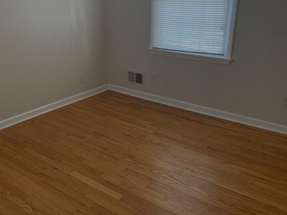 4th image of 12505 Farmbrook Dr
