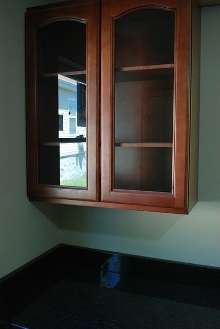 Kitchen Cabinet with Granit Counters
