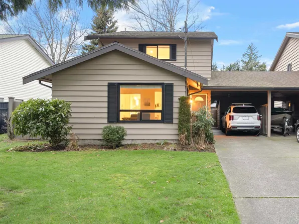 13507 15th Ave, Surrey, BC V4A 5H4