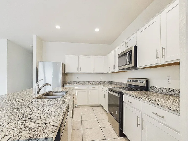 35269 W Santa Clara Ave — Photo 22