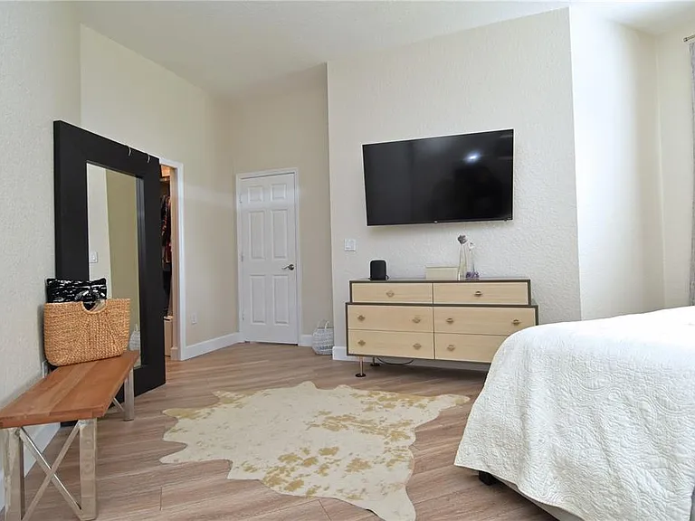 6919 Della Dr #32 — Photo 9