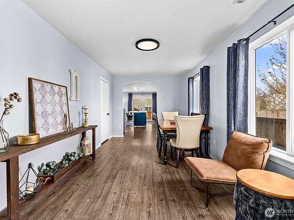 4th image of 10003 Tahoma Court