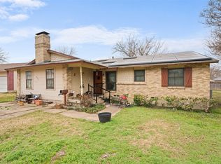 221 Caraway Dr, Mesquite, TX 75149