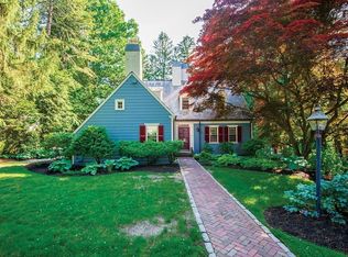 116 Arnold Rd, Newton, MA 02459