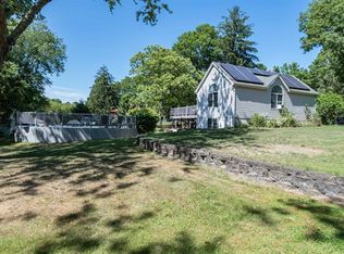 30 Brook Run Dr, Medford, NY 11763