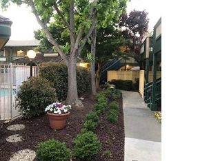 2025 California St APT 4, Mountain View, CA 94040