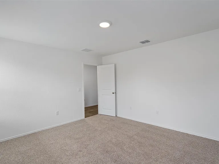 18609 Cremello Dr #B — Photo 11