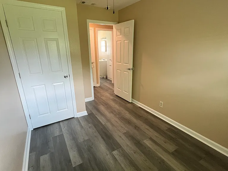 3429 McKinley St #1 — Photo 4