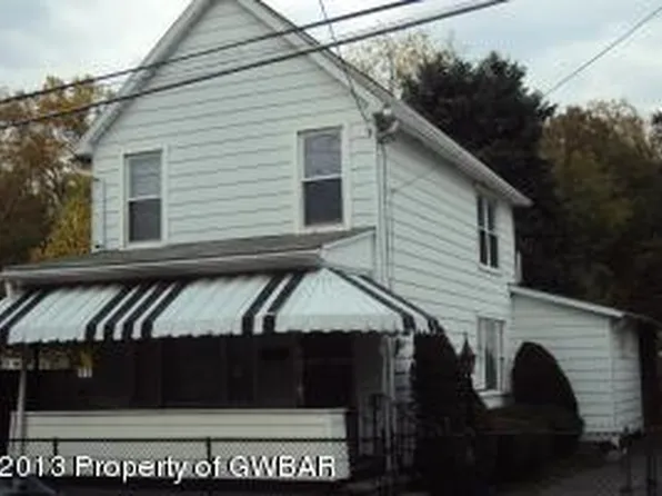 8 Carey St, Ashley, PA 18706