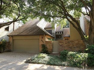 218 Sugarberry Cir, Houston, TX 77024