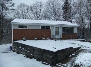 322 Saint Moritz Dr, Monroeville, PA 15146