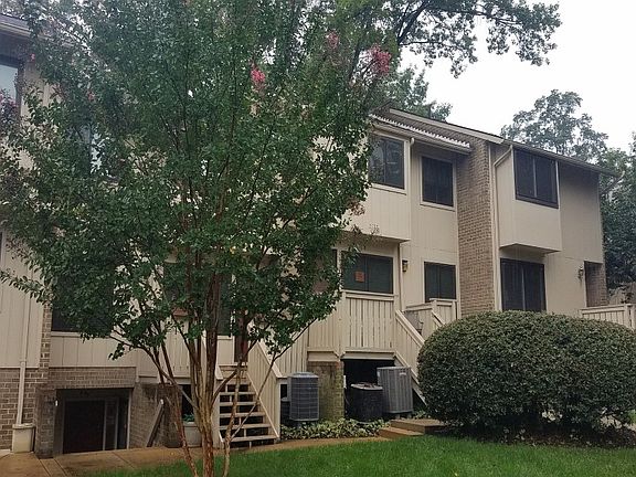 3rd image of 2491 Glengyle Dr #147