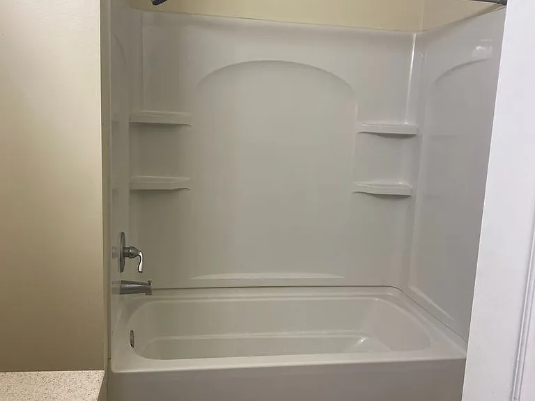 174 Market St — Photo 8